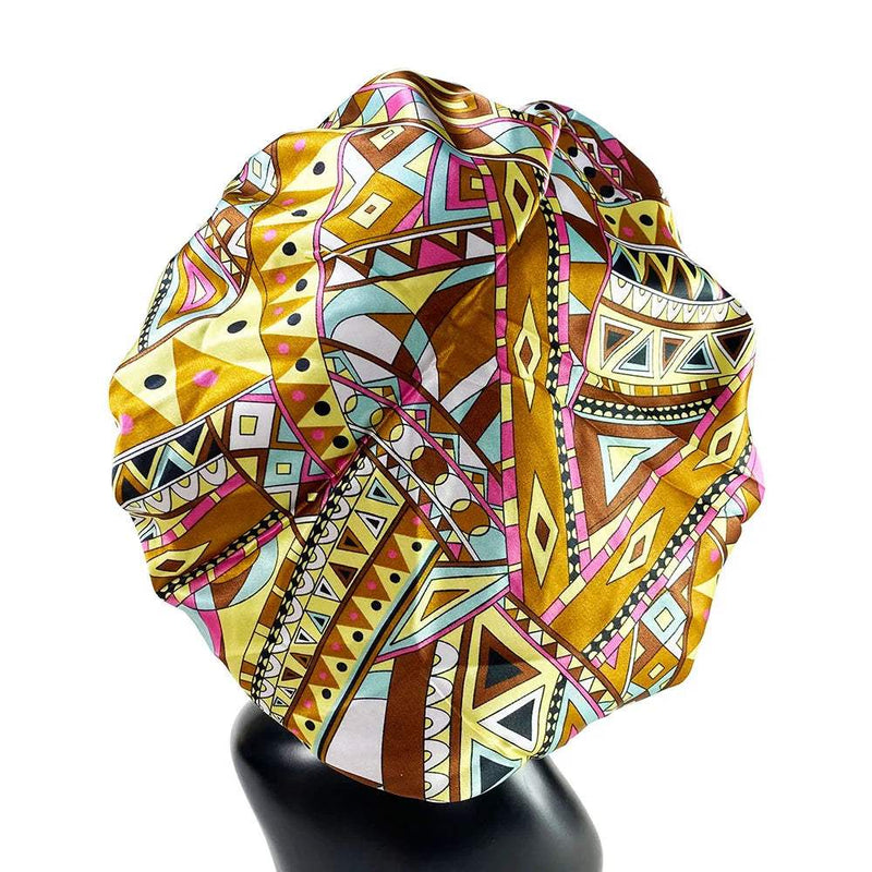 Bonnet de cetim com dupla camada de seda